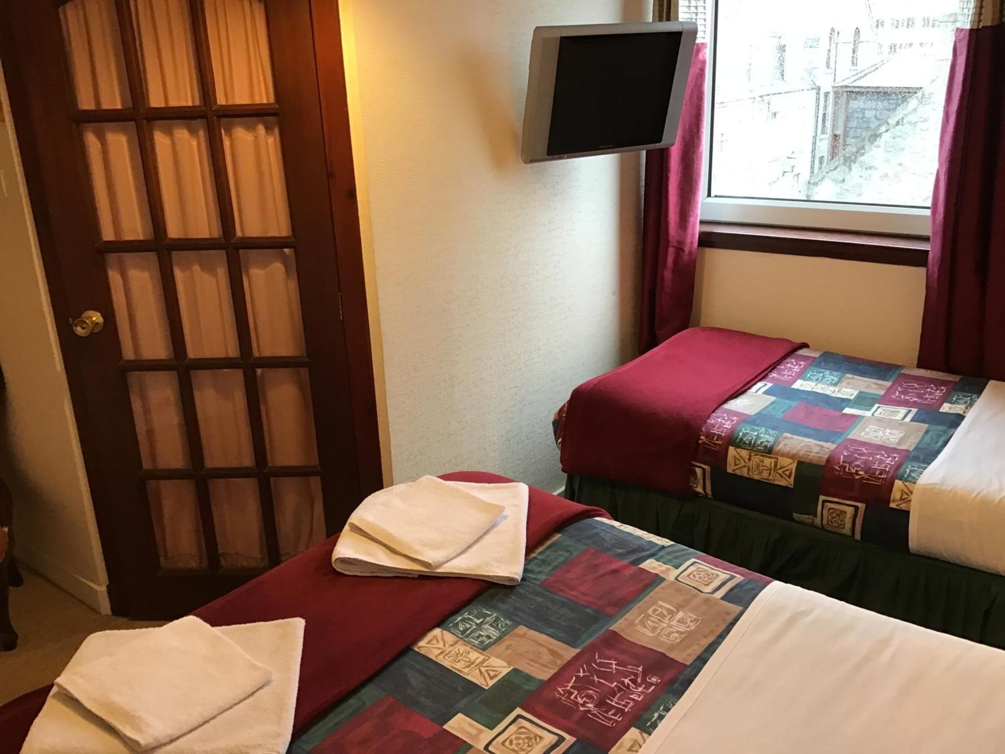 Guest house The Royal Crown 3*